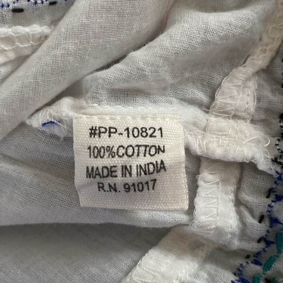 Beautiful beaded tunic blouse from Luna Moon size S blue and off white hue - Picture 6 of 8